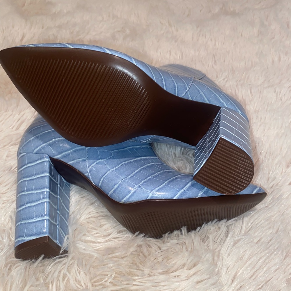 Blue booties - Picture 3 of 6